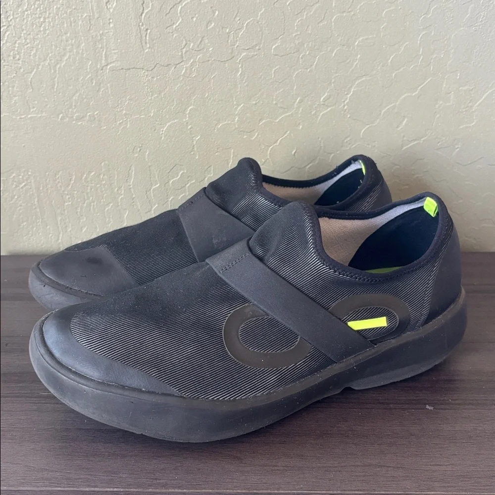 OOFOS OOmg Low Fiber Recovery Black‎ Slip On Mesh Shoes Size 11